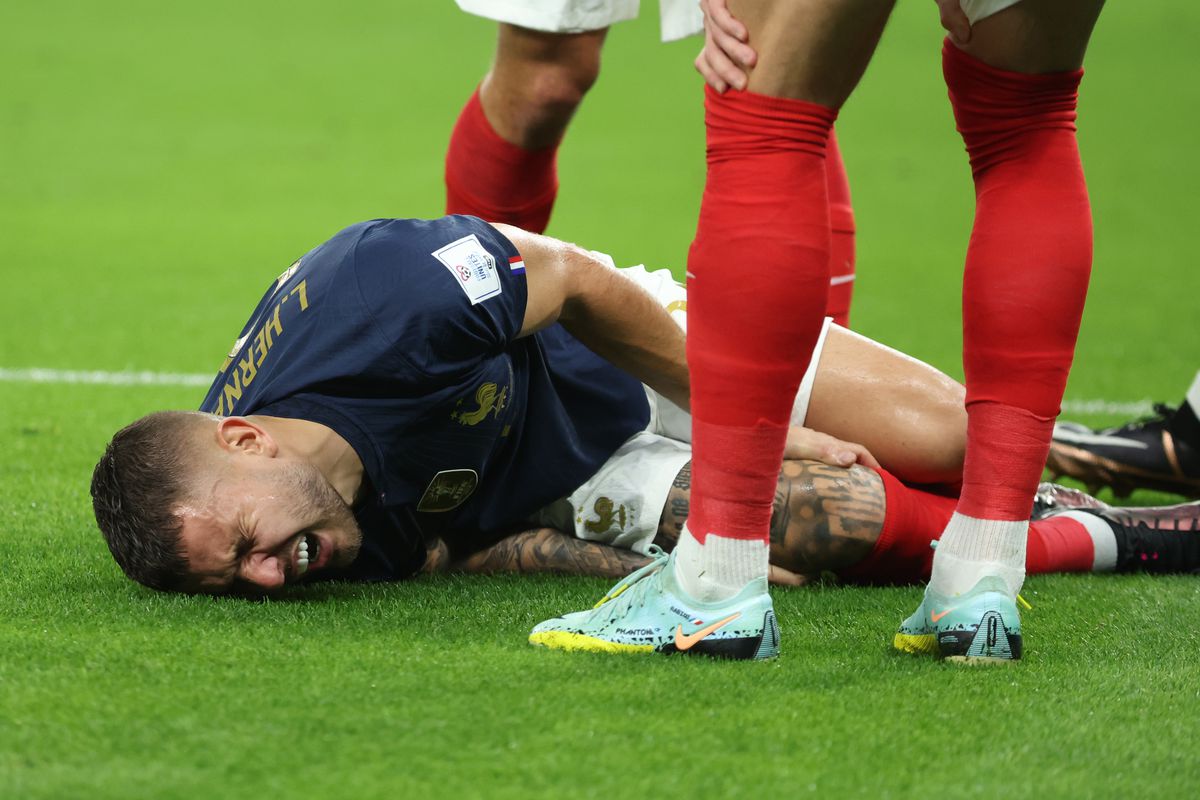 Season over: Bayern Munich's Lucas Hernandez suffers an ACL injury during France's win over Australia - Bavarian Football Works