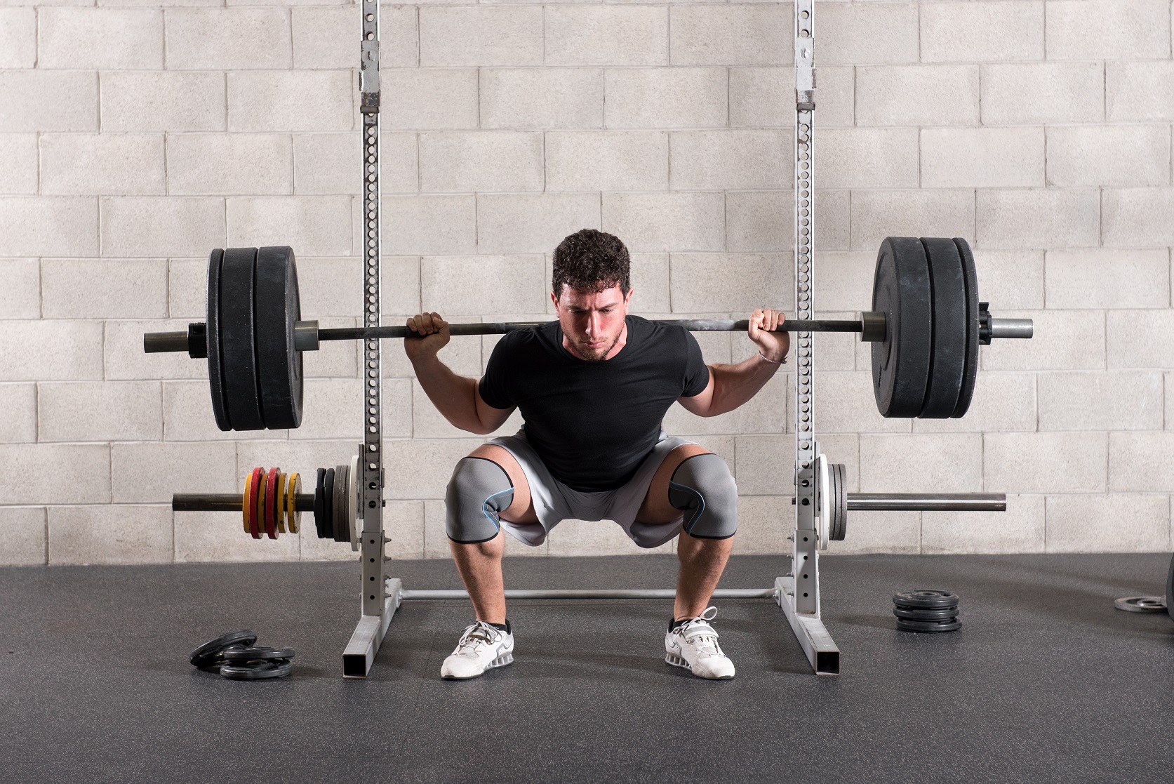 Squat Depth: How Deep Should You Squat? – StrengthLog